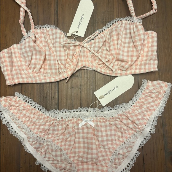 NWT for love and lemons pink gingham lingerie set - Picture 2 of 16